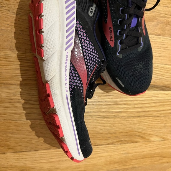Brooks adrenaline GTS women running shoes - Picture 3 of 4